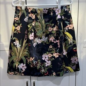 H&M Black Floral A-Line Skirt Pleats Pockets